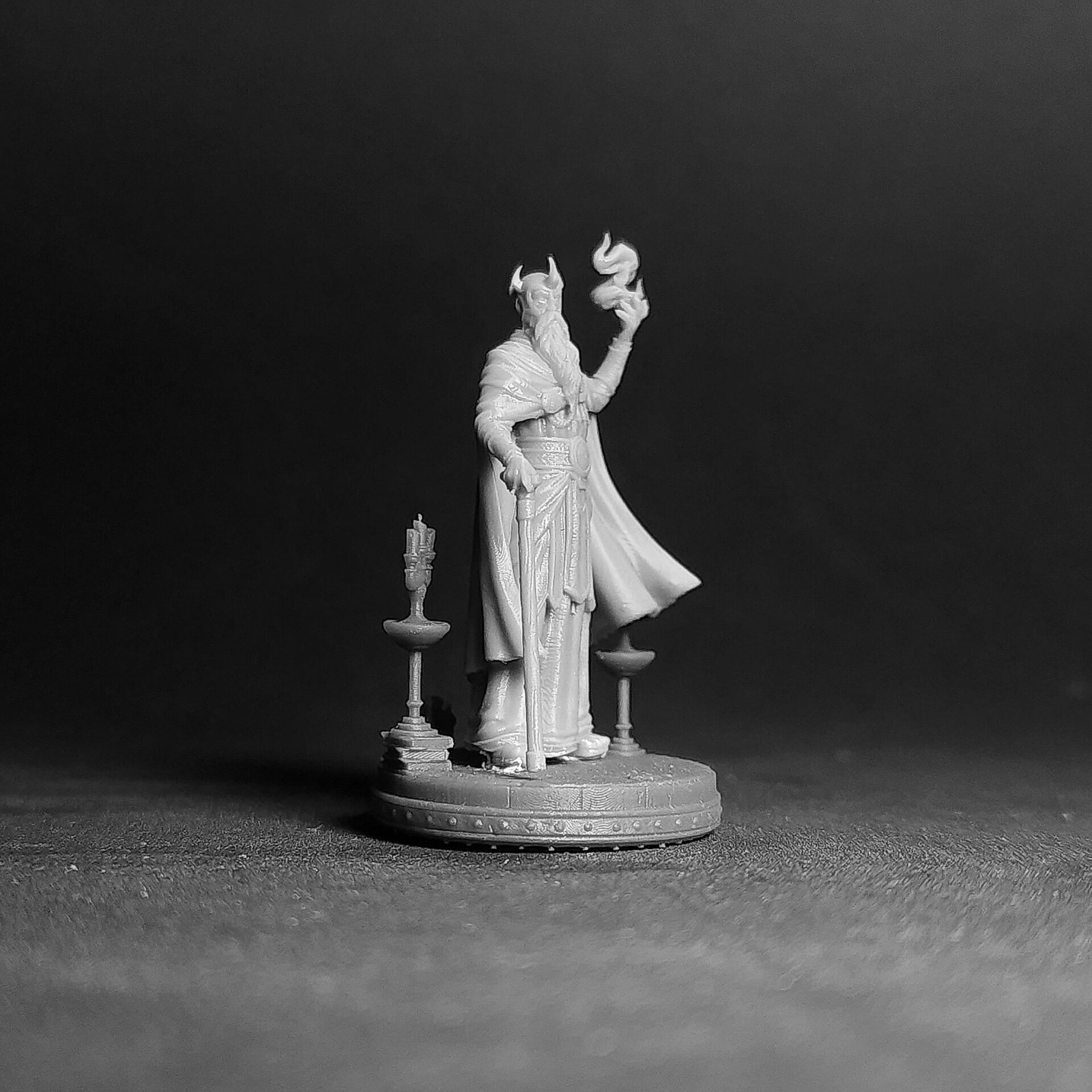 Mago Malachi (inspirado em Morkai, o Vermelho)