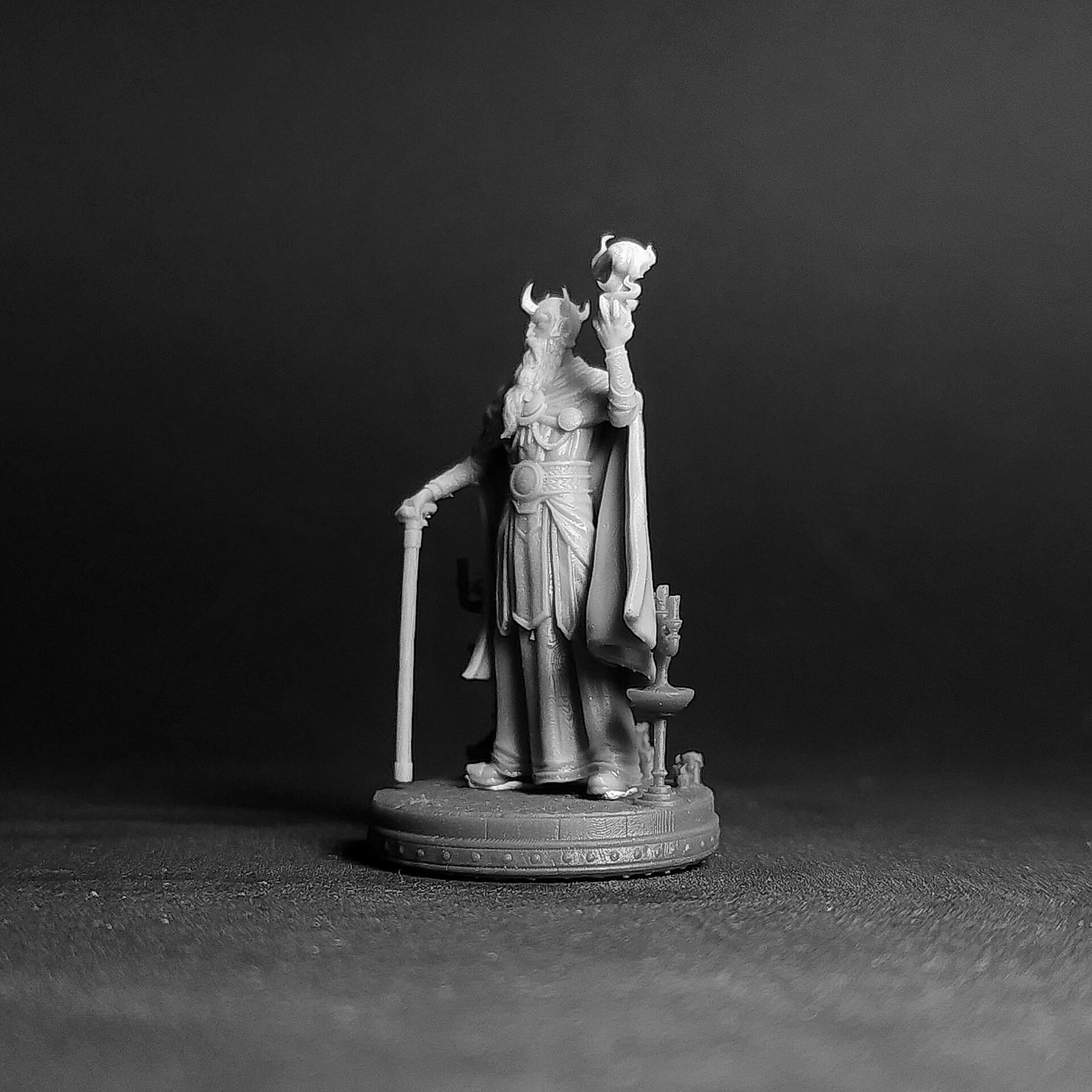 Mago Malachi (inspirado em Morkai, o Vermelho)