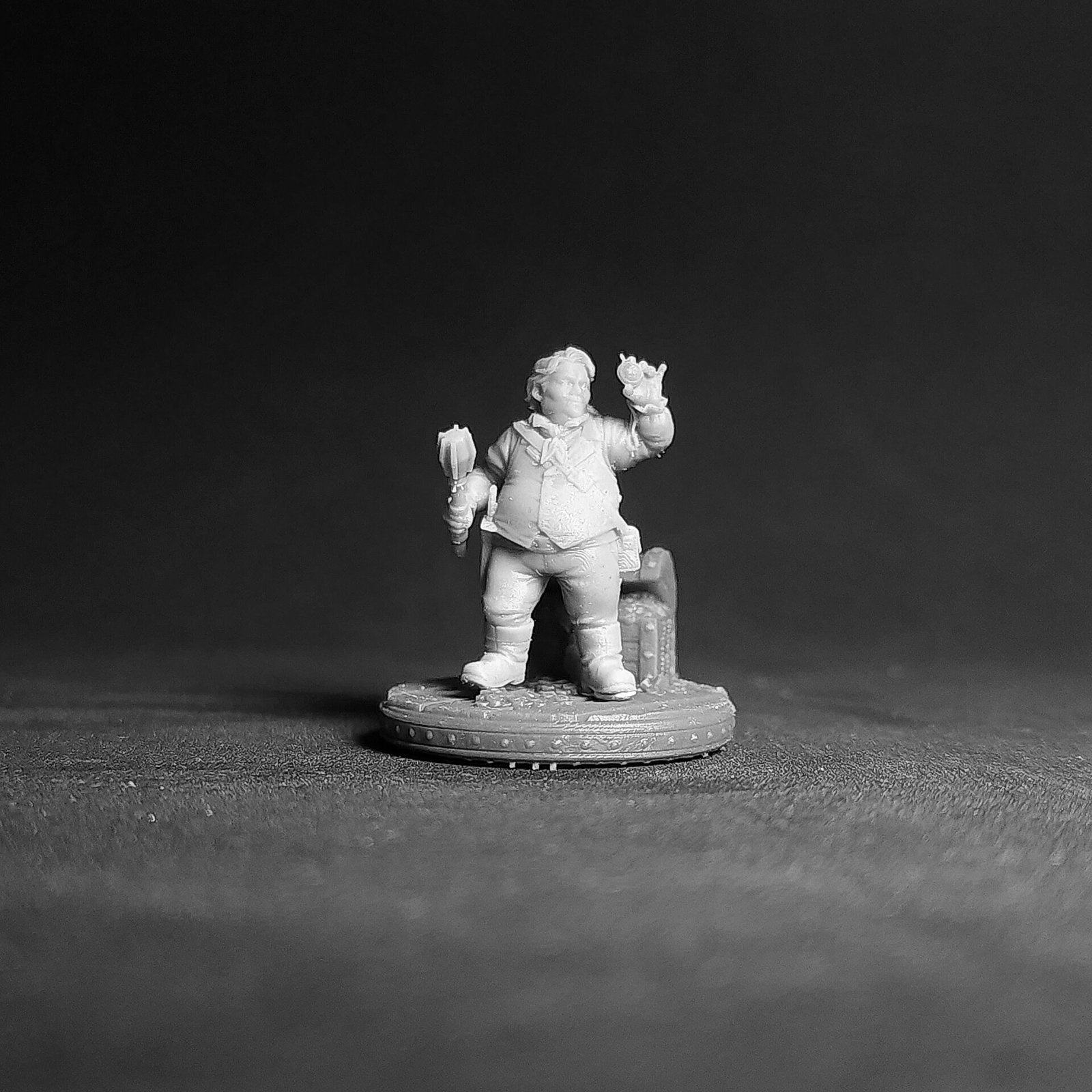Halfling Reginald Vazk (inspirado em Regis "Rumblebelly")