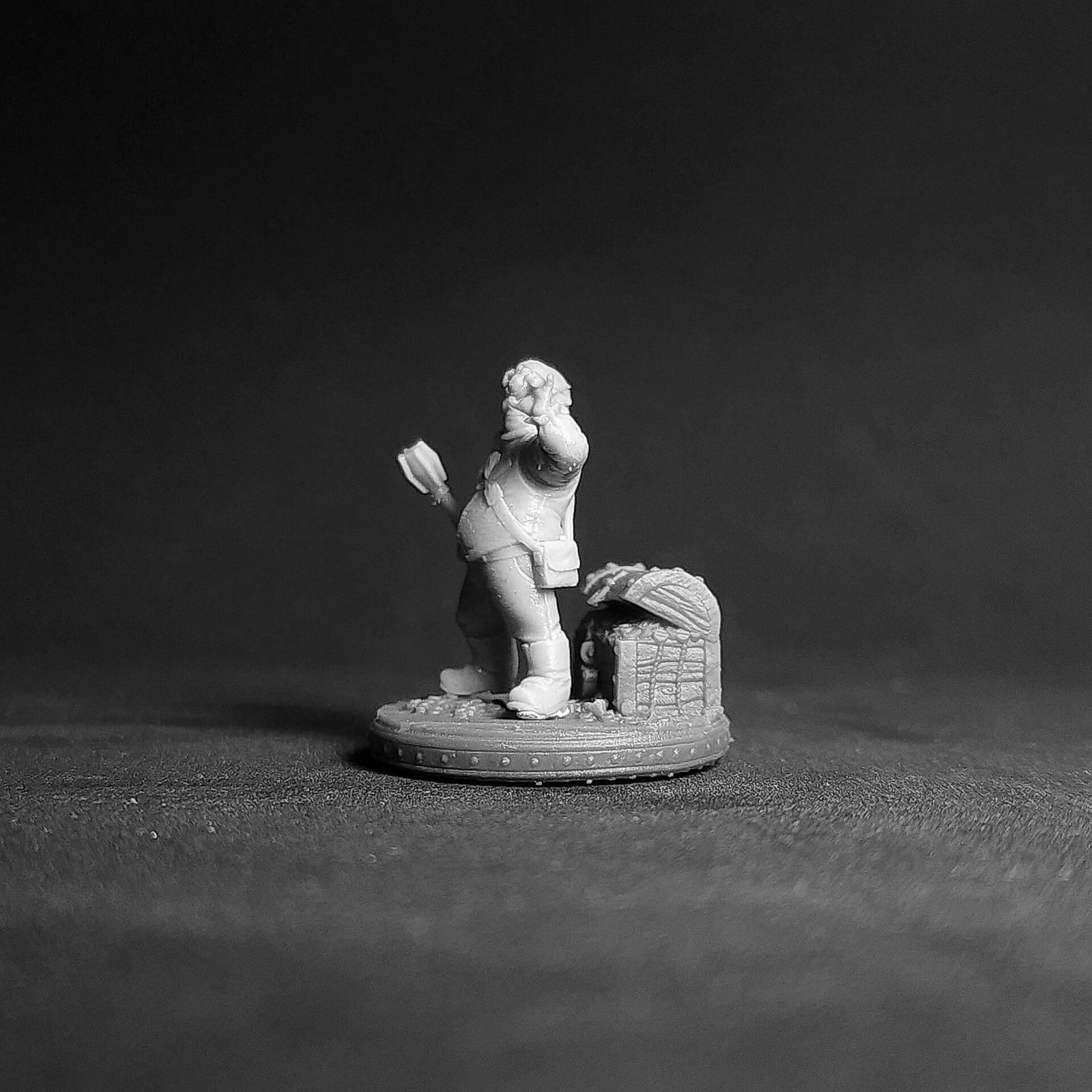 Halfling Reginald Vazk (inspirado em Regis "Rumblebelly")